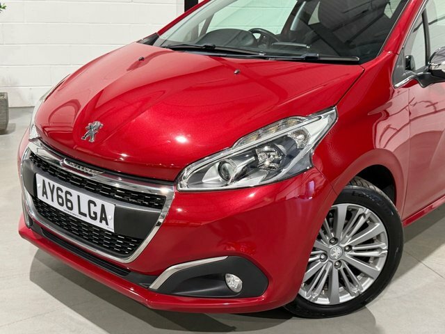 Peugeot 208 1.2 Puretech Xs Lime Euro 6 White #36