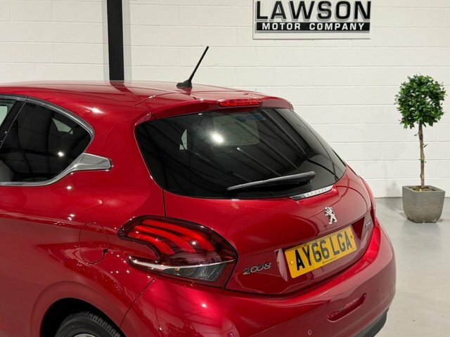 Peugeot 208 1.2 Puretech Xs Lime Euro 6 White #38