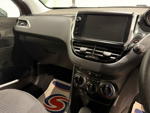 Peugeot 208 1.2 Puretech Xs Lime Euro 6 White #15