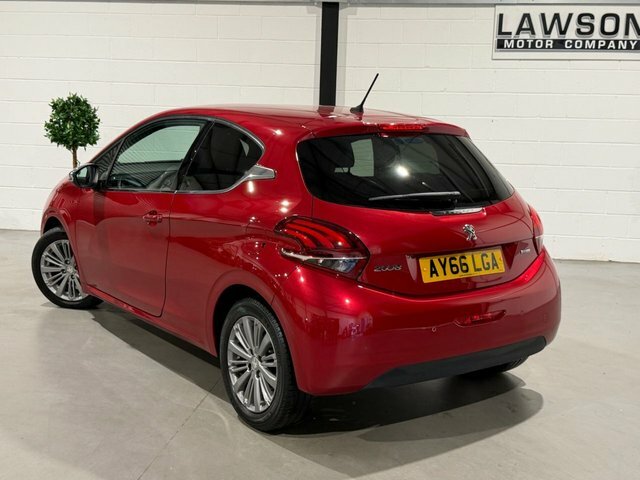 Peugeot 208 1.2 Puretech Xs Lime Euro 6 White #41