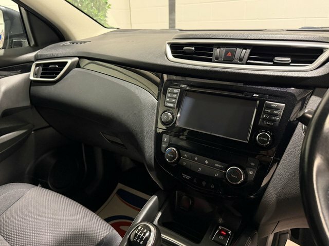 Nissan Qashqai 1.2 N-connecta Dig-t 113 Bhp Ulez Compliant Grey #16