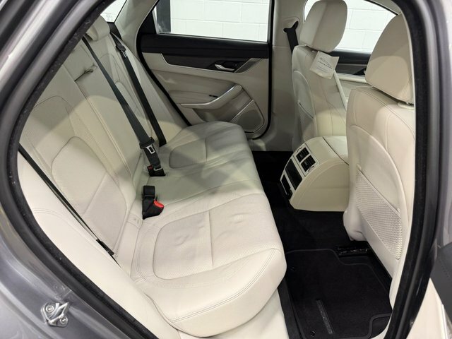 Jaguar XF 2.0 P250i S Saloon Euro 6 S S 2 Grey #4