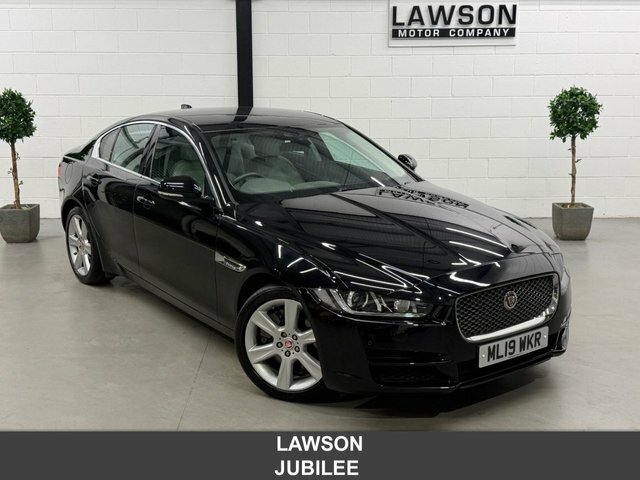 Jaguar XE 2.0I Gpf Portfolio Saloon Euro 6 Black