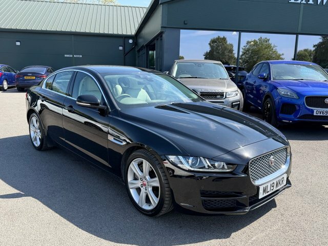 Jaguar XE 2.0I Gpf R-sport Saloon Euro 6 S Black #28