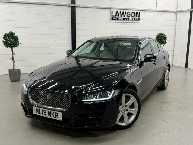 Jaguar XE 2.0I Gpf R-sport Saloon Euro 6 S Black #61