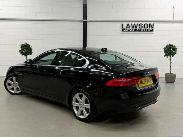 Jaguar XE 2.0I Gpf R-sport Saloon Euro 6 S Black #9