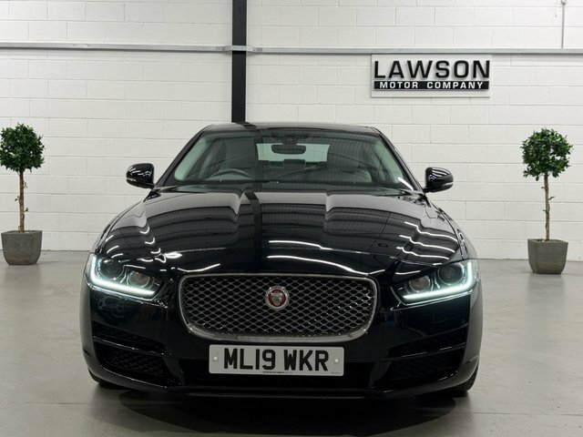Jaguar XE 2.0I Gpf R-sport Saloon Euro 6 S Black #44