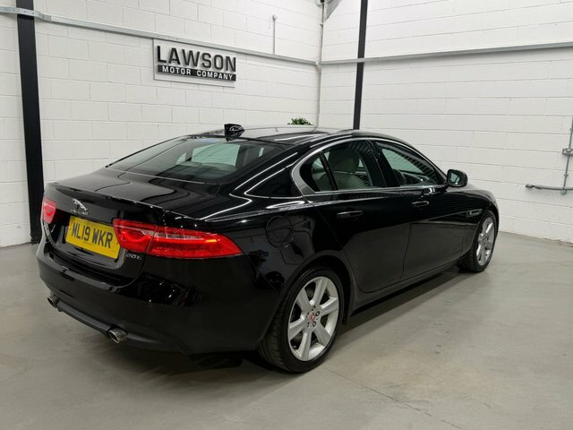 Jaguar XE 2.0I Gpf R-sport Saloon Euro 6 S Black #45