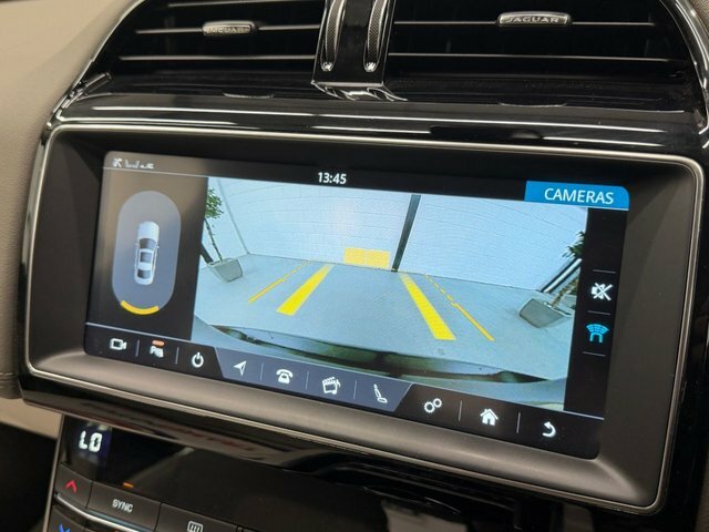 Jaguar XE 2.0I Gpf R-sport Saloon Euro 6 S Black #26