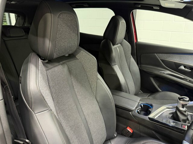 Peugeot 3008 3008 Allure Bluehdi Ss Grey #24