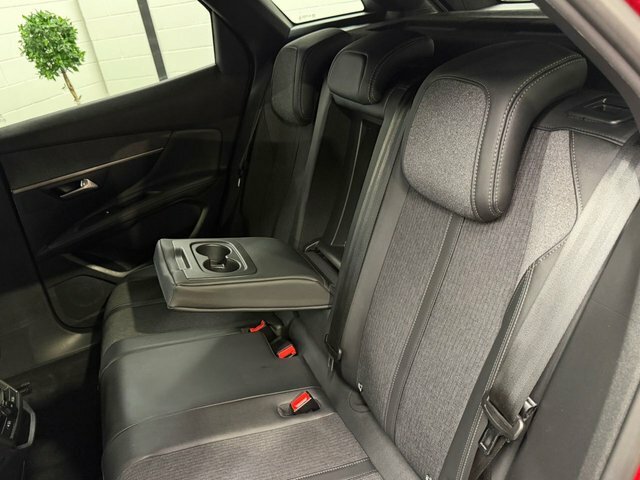 Peugeot 3008 3008 Allure Bluehdi Ss Grey #76