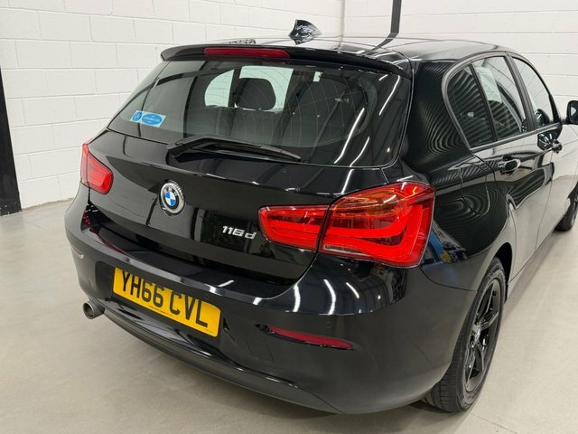 BMW 1 Series Hatchback 1.5 118I M Sport Euro 6 Ss White #41