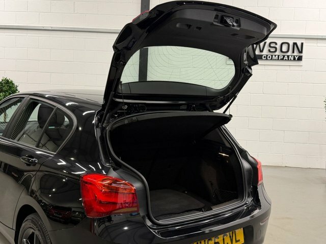 BMW 1 Series Hatchback 1.5 118I M Sport Euro 6 Ss White #36