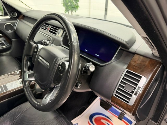 Land Rover Range Rover Land Rover Estate 2.0 P400e Black #17