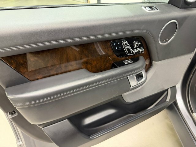 Land Rover Range Rover Land Rover Estate 2.0 P400e Black #82