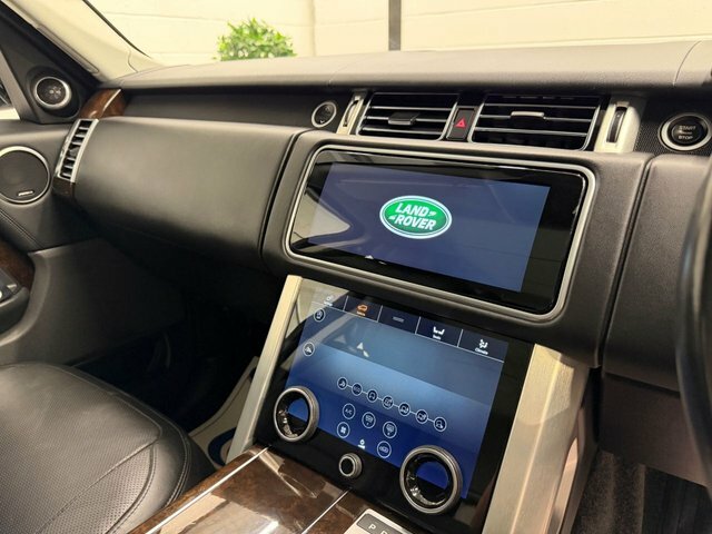 Land Rover Range Rover Land Rover Estate 2.0 P400e Black #37