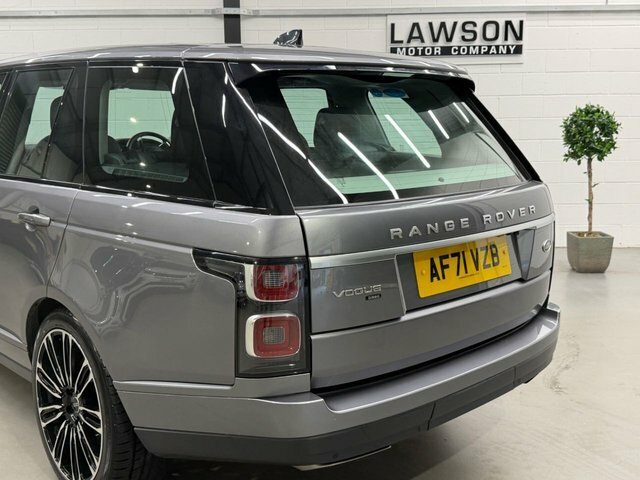 Land Rover Range Rover Land Rover Estate 2.0 P400e Black #64