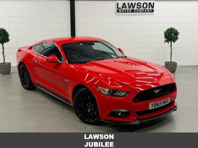 Ford Mustang 5.0 V8 Gt Fastback Euro 6 416 B Red