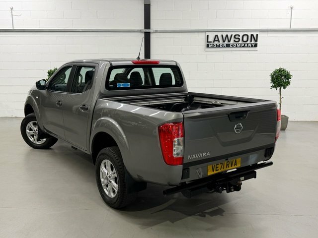 Nissan Navara 2021 2.3 Dci N-guard Pickup Double Cab Black #30