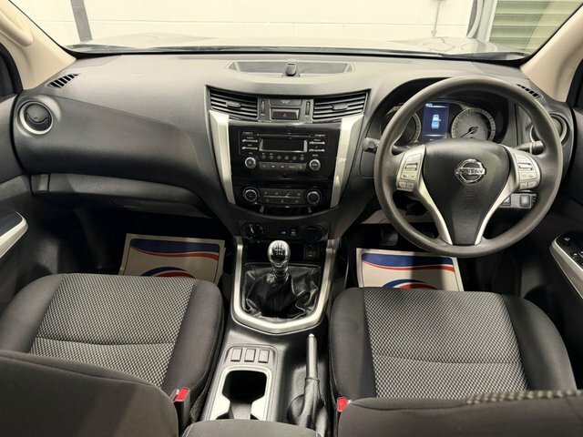 Nissan Navara 2021 2.3 Dci N-guard Pickup Double Cab Black #21