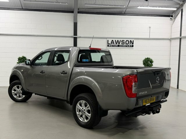 Nissan Navara 2021 2.3 Dci N-guard Pickup Double Cab Black #17