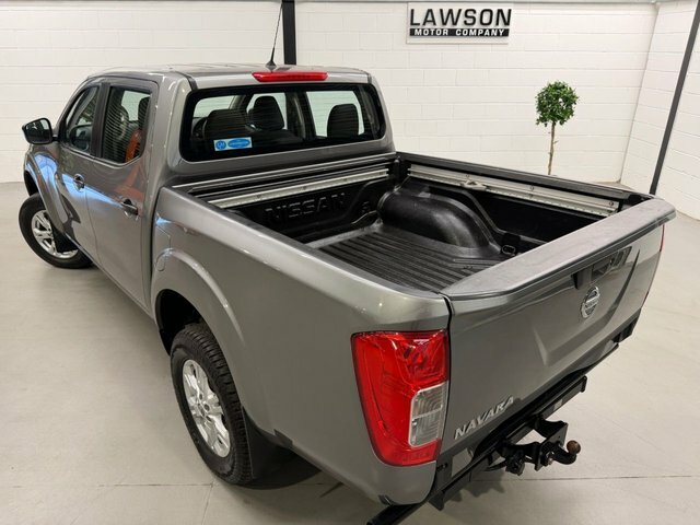 Nissan Navara 2021 2.3 Dci N-guard Pickup Double Cab Black #31