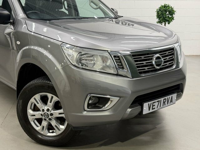 Nissan Navara 2021 2.3 Dci N-guard Pickup Double Cab Black #38