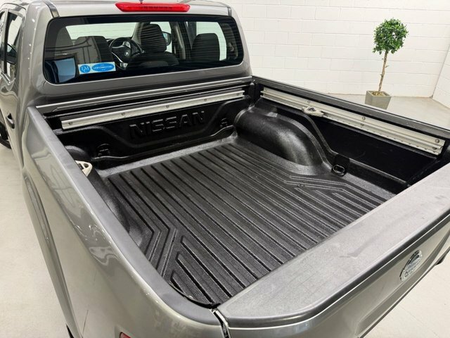 Nissan Navara 2021 2.3 Dci N-guard Pickup Double Cab Black #20
