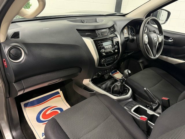 Nissan Navara 2021 2.3 Dci N-guard Pickup Double Cab Black #34