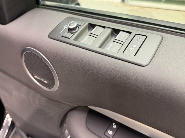 Land Rover Discovery Land Rover 3.0 Sdv6 306 Hse Commercial Black #20