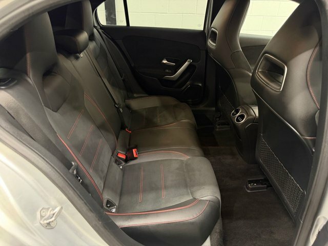 Mercedes-Benz A Class 1.3 A200 Amg Line Hatchback Euro Silver #3