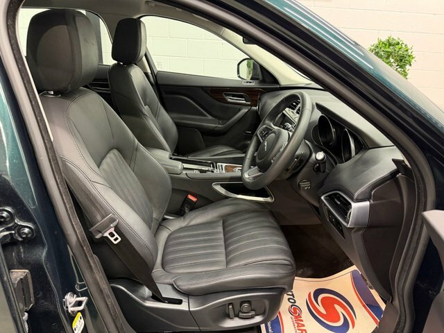 Jaguar F-Pace 2.0 D180 Portfolio Suv Awd Euro 6 Green #2