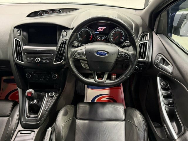 Ford Focus 1.0T Ecoboost Zetec Estate Euro Silver #37