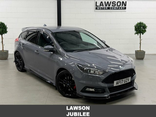 Ford Focus 1.0T Ecoboost Zetec Estate Euro Silver #1