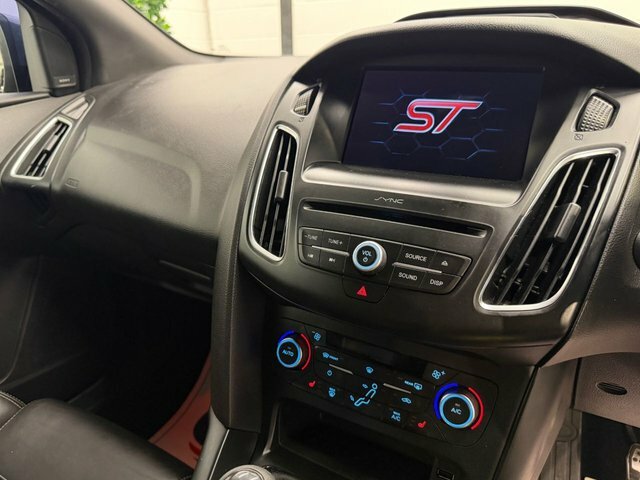 Ford Focus 1.0T Ecoboost Zetec Estate Euro Silver #29