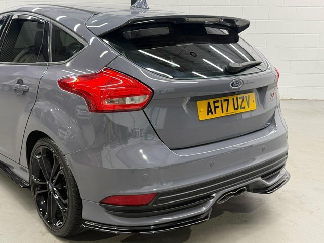 Ford Focus 1.0T Ecoboost Zetec Estate Euro Silver #42