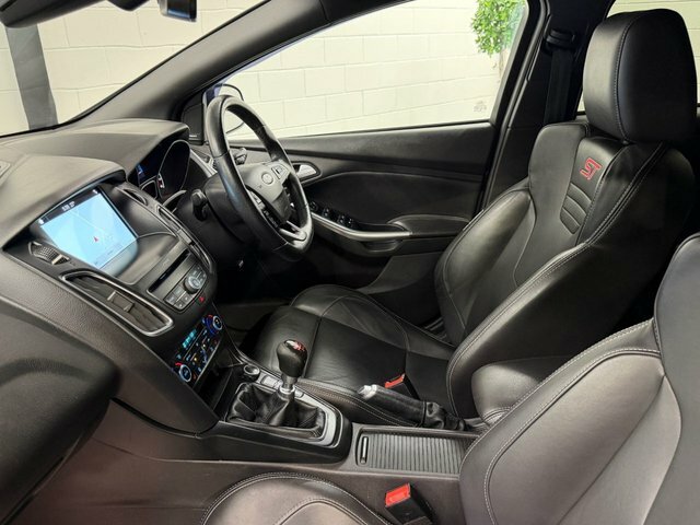 Ford Focus 1.0T Ecoboost Zetec Estate Euro Silver #61