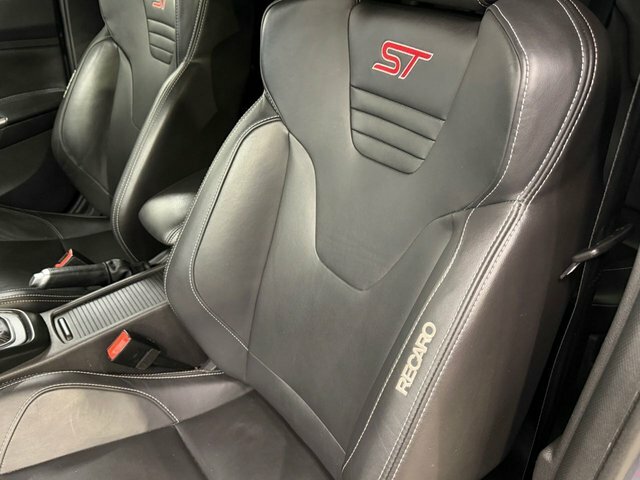 Ford Focus 1.0T Ecoboost Zetec Estate Euro Silver #60