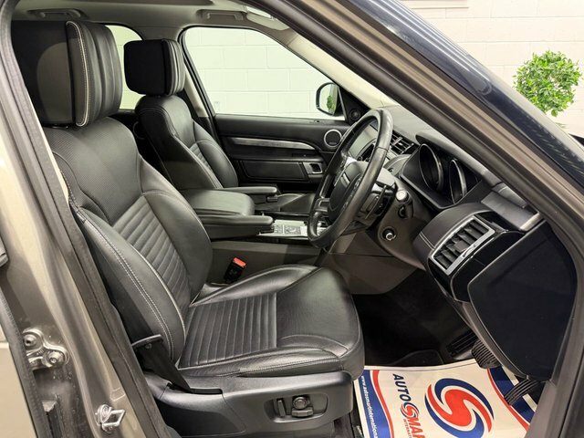 Land Rover Discovery .0 Td V6 First Edition Suv 4Wd Eur Silver #2