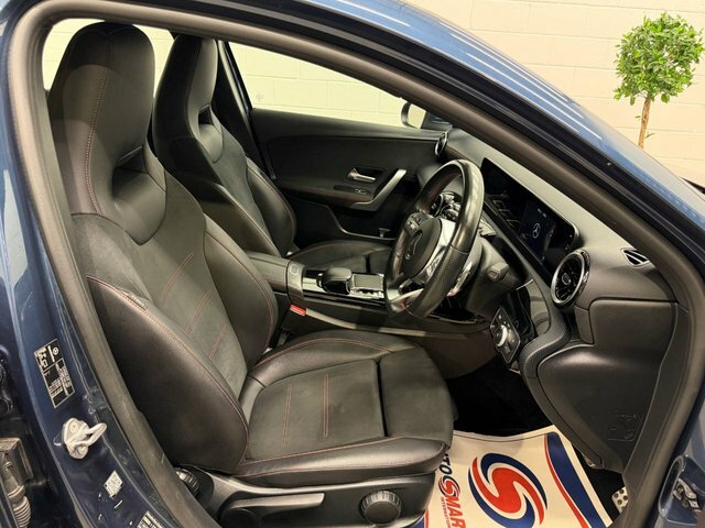 Mercedes-Benz A Class 1.3 A180 Amg Line Hatchback 7G-dct Euro Blue #3