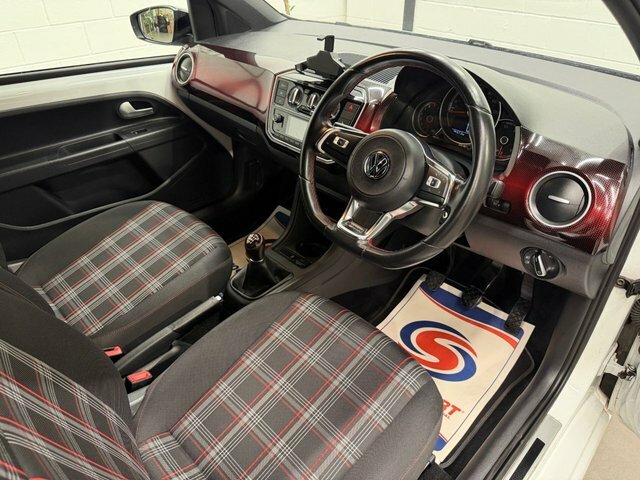 Volkswagen Up 1.0 Tsi Up Gti Hatchback Euro 6 White #2