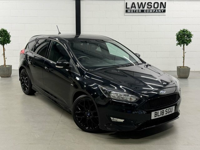 Ford Focus 1.0T Ecoboost St-line Hatchback Black #4