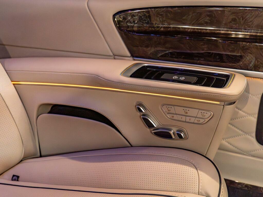 Mercedes-Benz V Class V220 D Amg Line 9G-tronic Extra Long Black #15