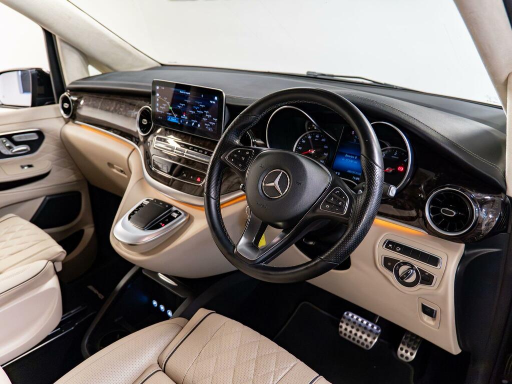Mercedes-Benz V Class V220 D Amg Line 9G-tronic Extra Long Black #49
