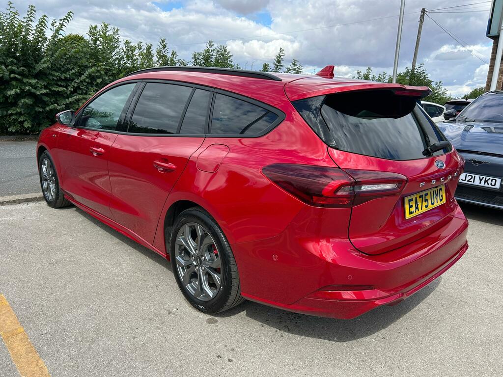 Ford Focus 1.0 Mhev St-line 155Ps Mild Hybrid Estate Meg EA75UYG Red #5