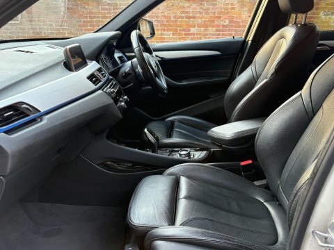 BMW X1 2.0 20D M White #6