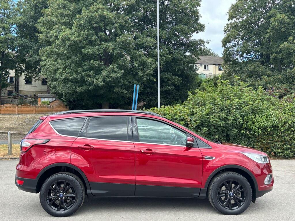 Ford Kuga 2.0 Tdci Titanium Powershift Euro 6 Red #4