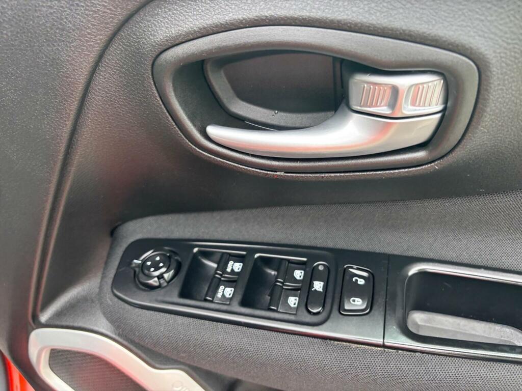Jeep Renegade 1.6 M-jet Longitude 118 Bhp Black #32