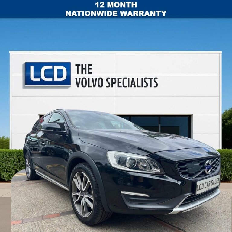 Volvo V60 Cross Country 2.4L Lux Nav Black