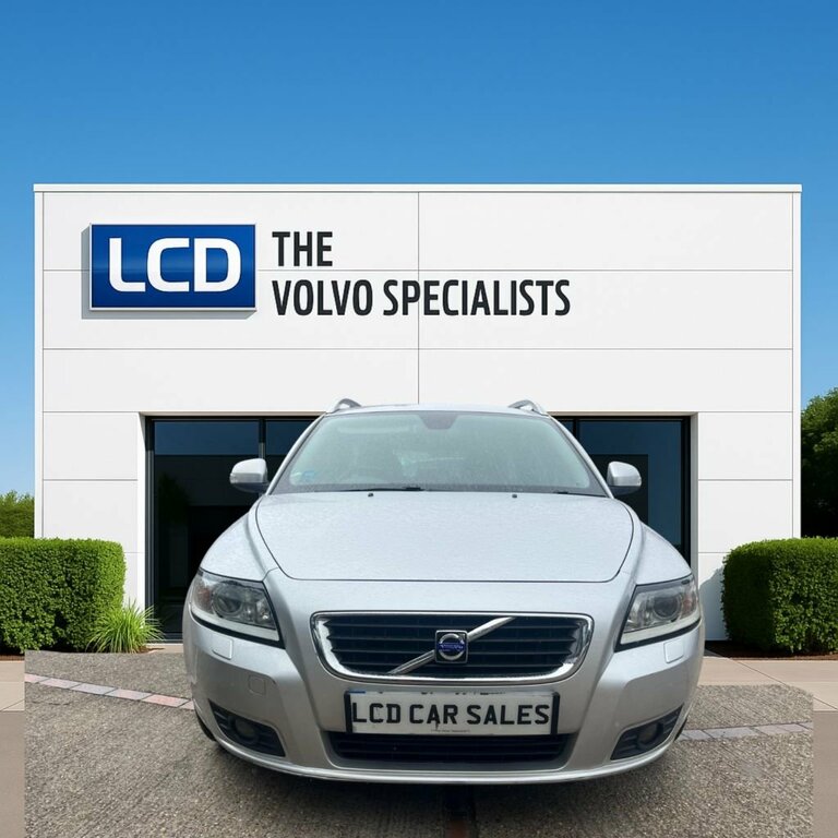 Volvo V50 1.6L Se Lux Silver #2